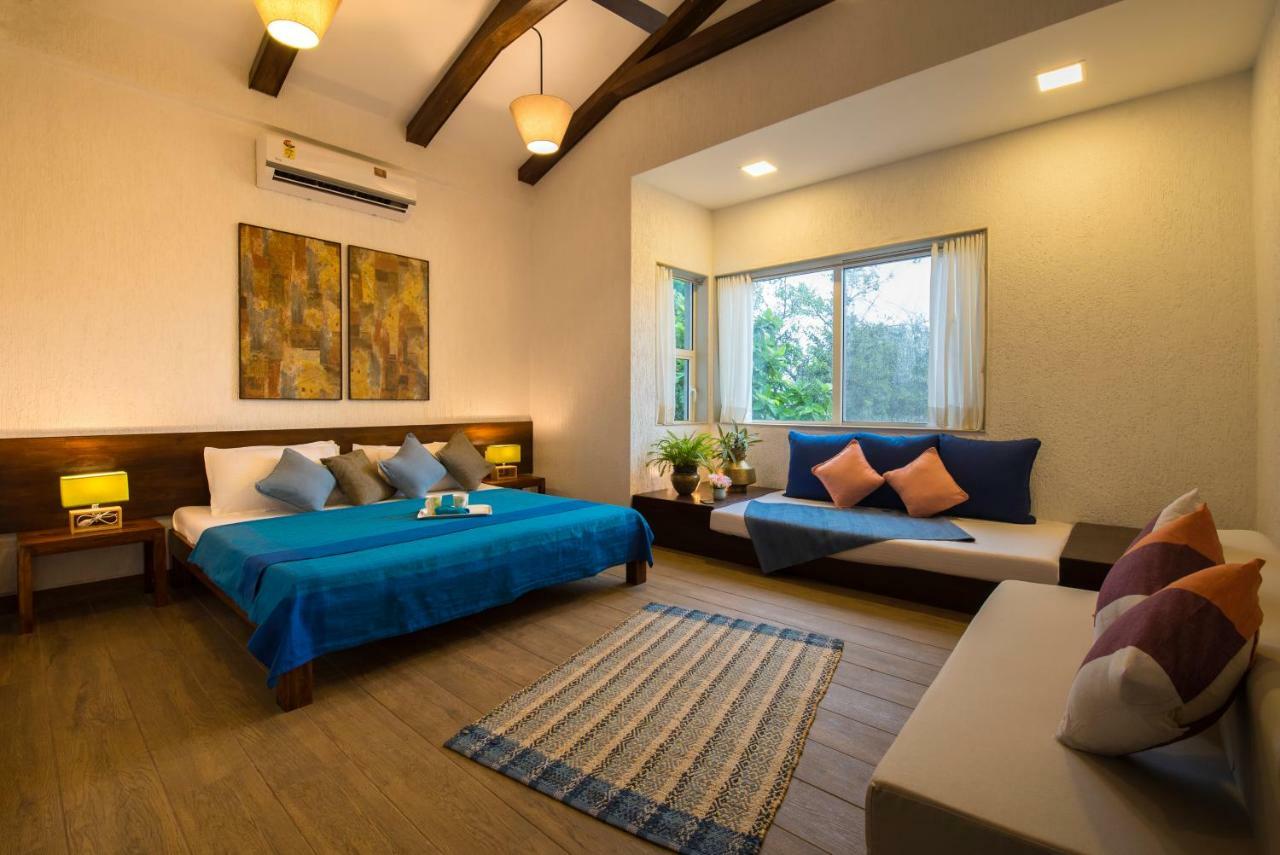 El Lodge By Stayvista - Pool, Lawn, And A Charming Gazebo For Your Perfect Getaway Lonavala Exterior foto